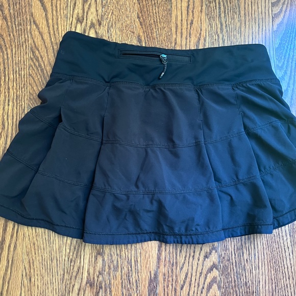 LULULEMON Pace Rival Skirt, Black, Size 4, Regular 13" - Picture 2 of 3